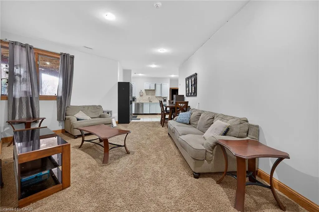 393 Old Onondaga Road E