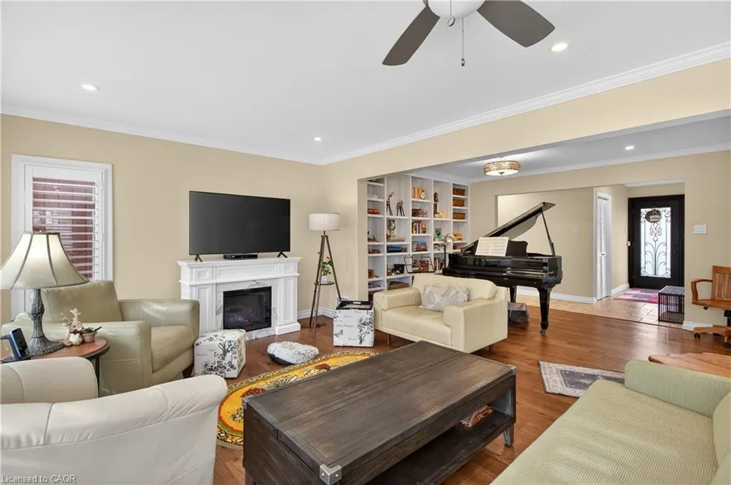 484 Concession 11 Road E