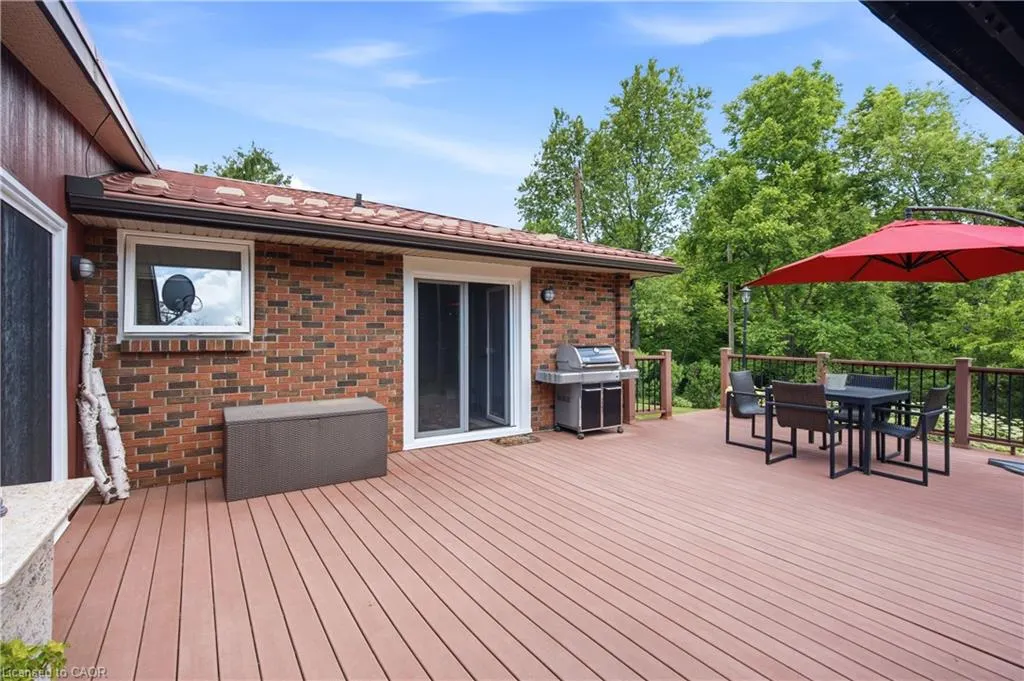 484 Concession 11 Road E
