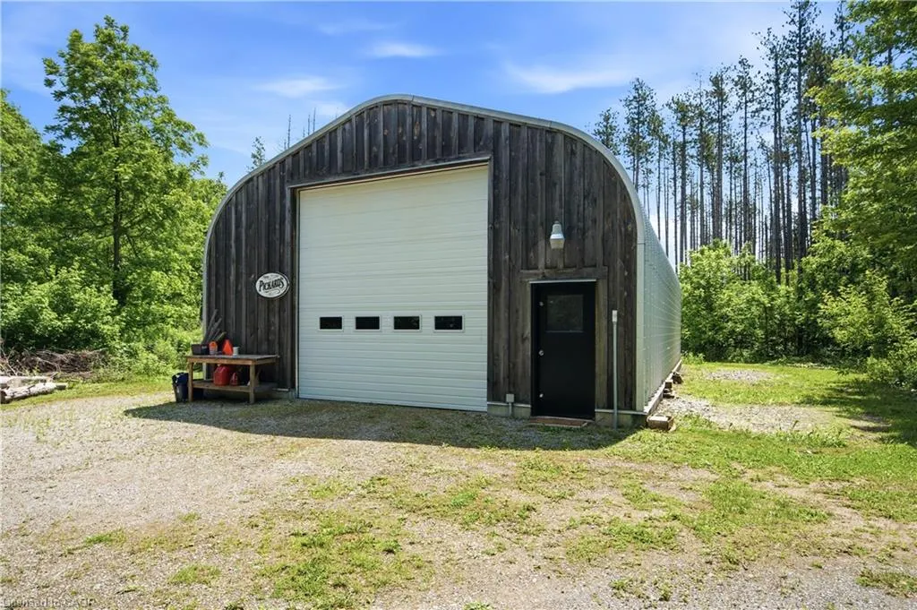 484 Concession 11 Road E