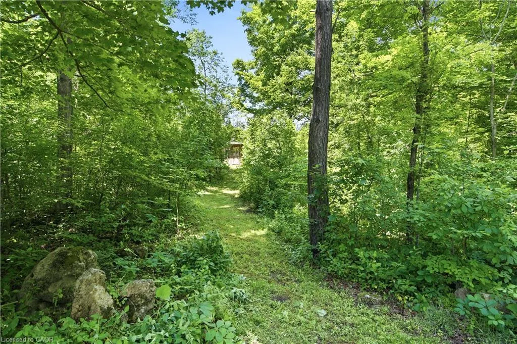 484 Concession 11 Road E