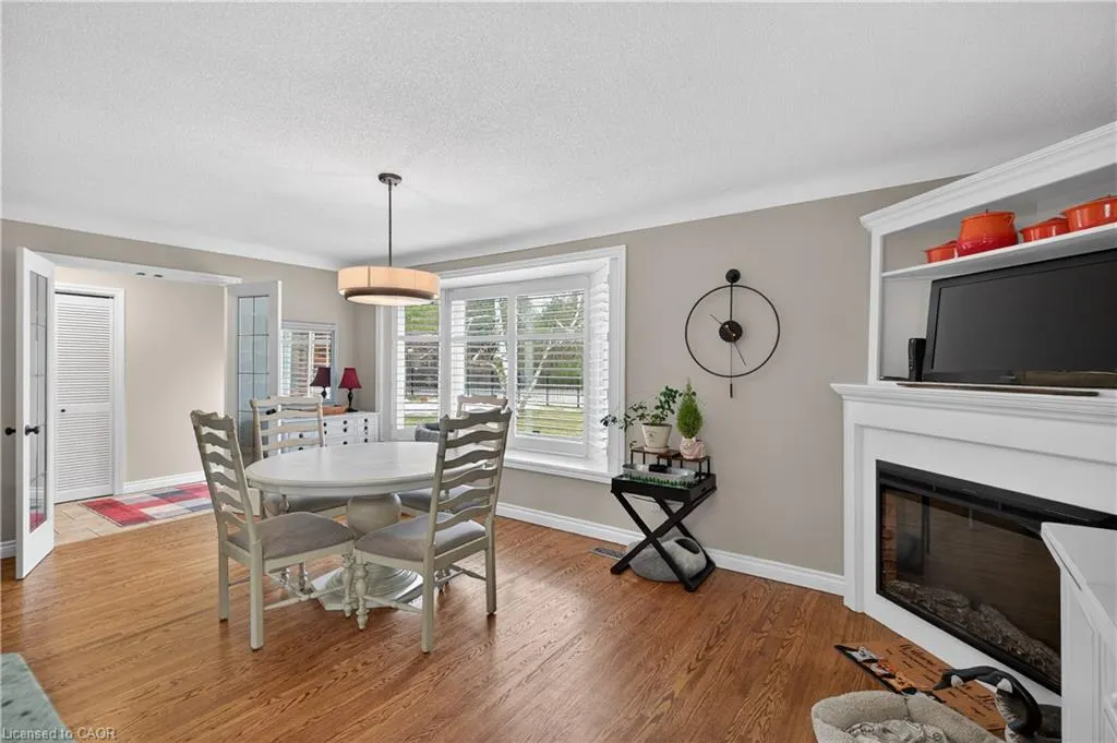 484 Concession 11 Road E