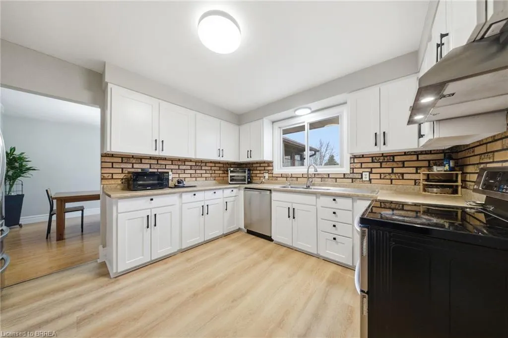 11 Burtch Road