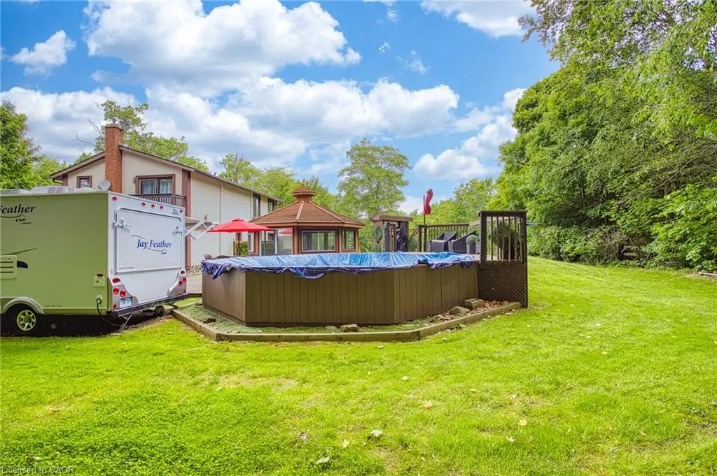 3263 Guyatt Road