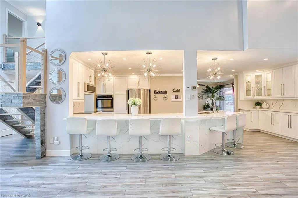 3263 Guyatt Road