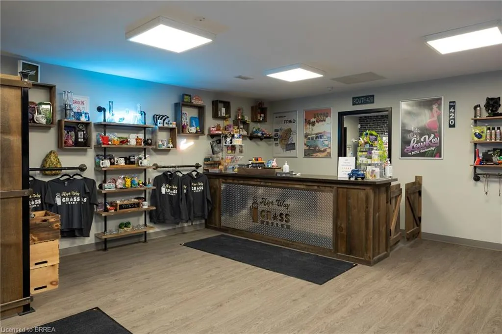 230 Oakland Road