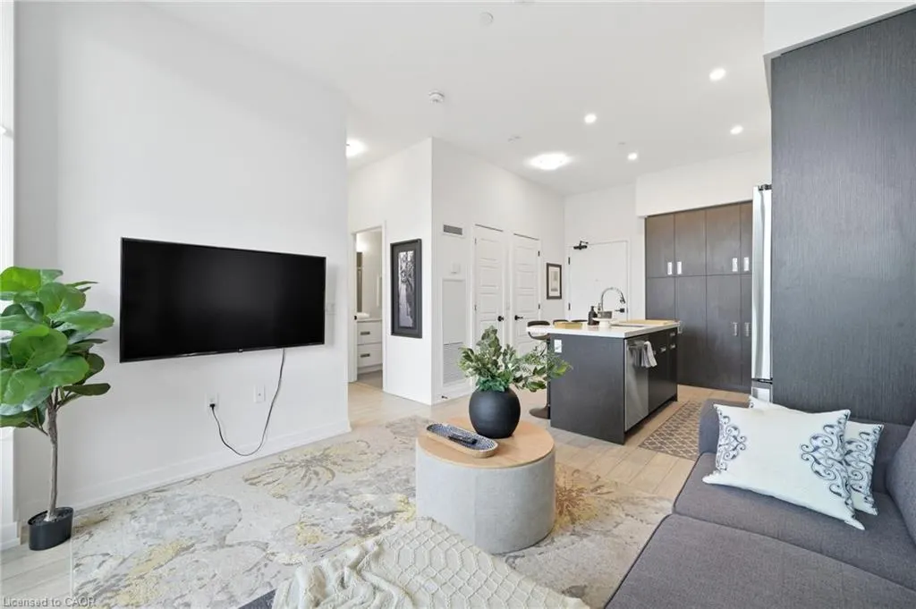 415 Sea Ray Avenue #106