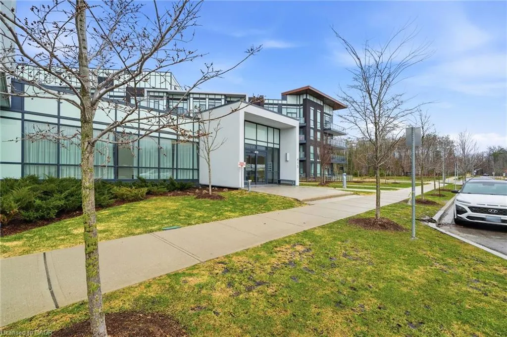 415 Sea Ray Avenue #106