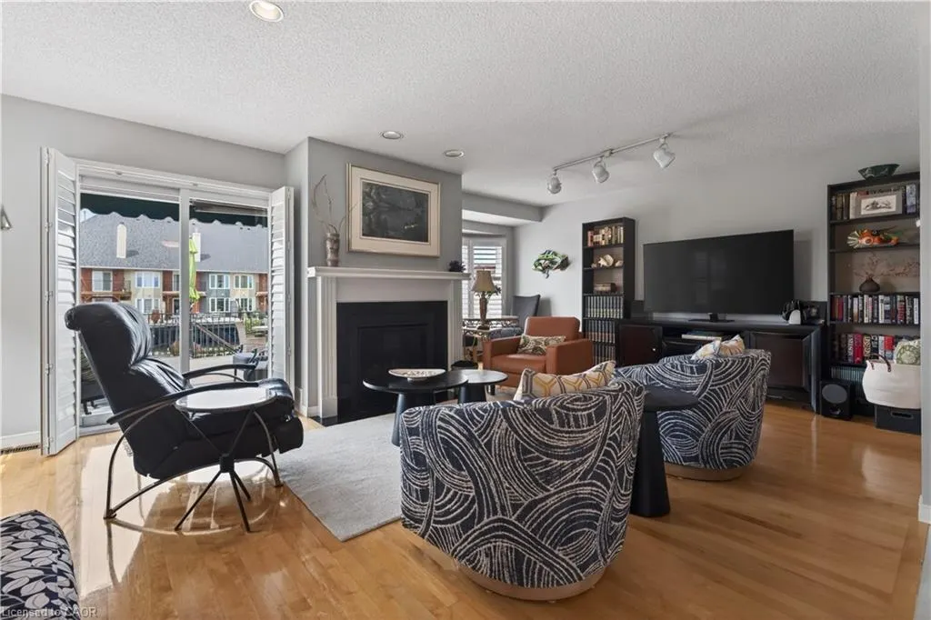 77 Sunvale Place