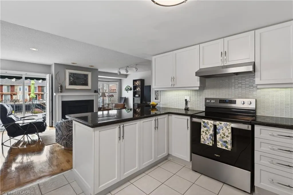 77 Sunvale Place