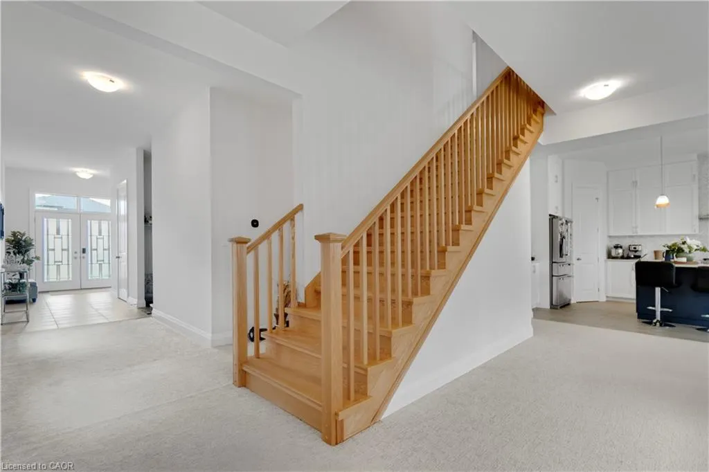 92 Sass Crescent