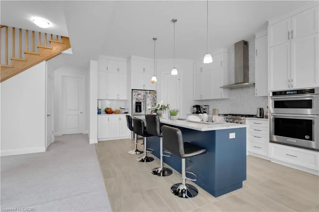 92 Sass Crescent