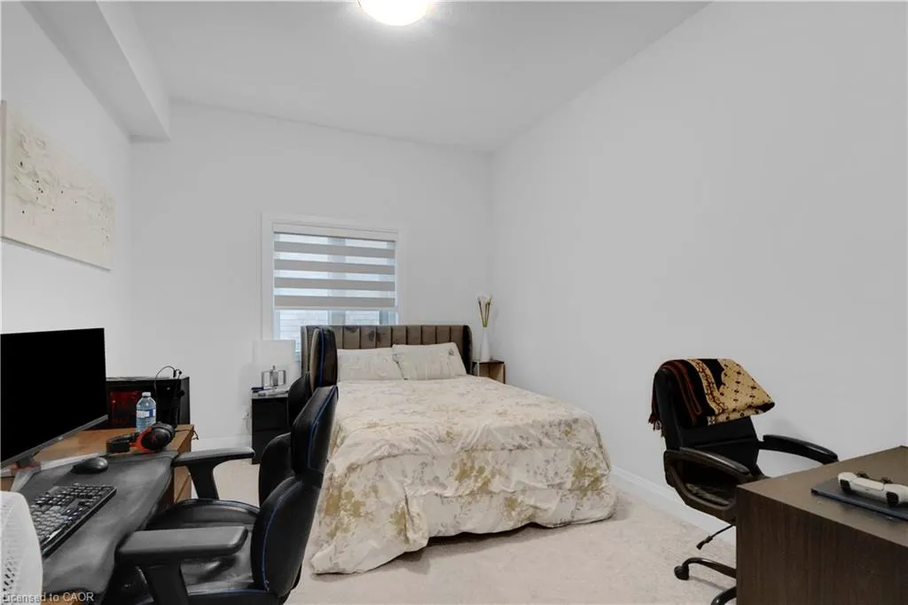 92 Sass Crescent