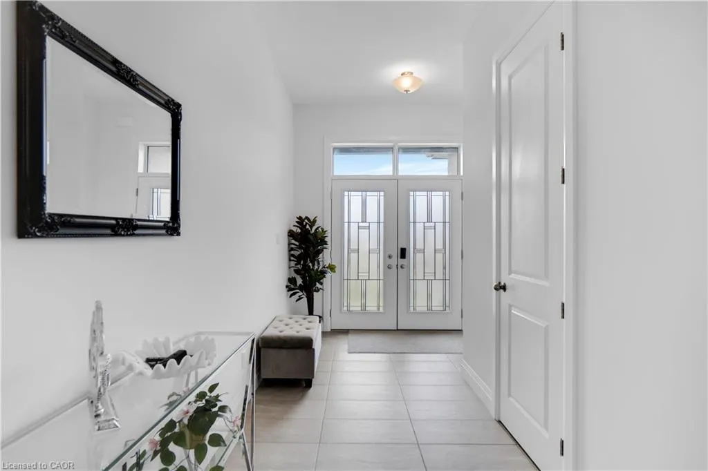 92 Sass Crescent