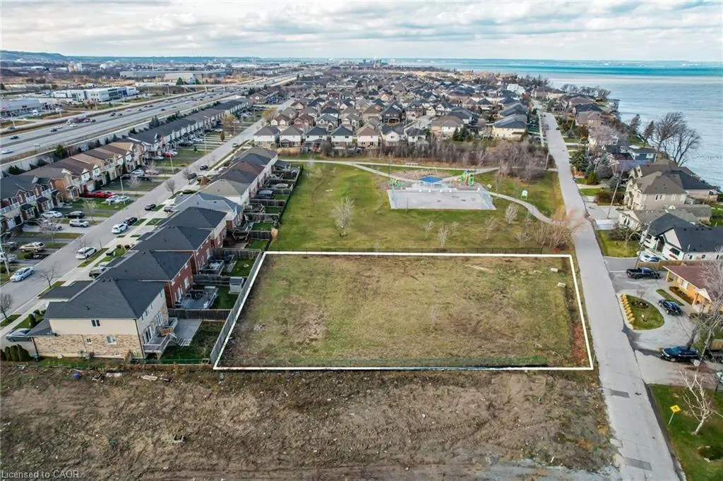 67 Seabreeze Crescent