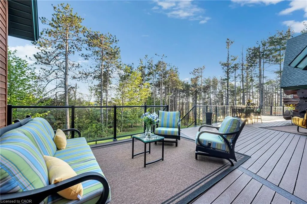 11 Nevis Ridge Drive