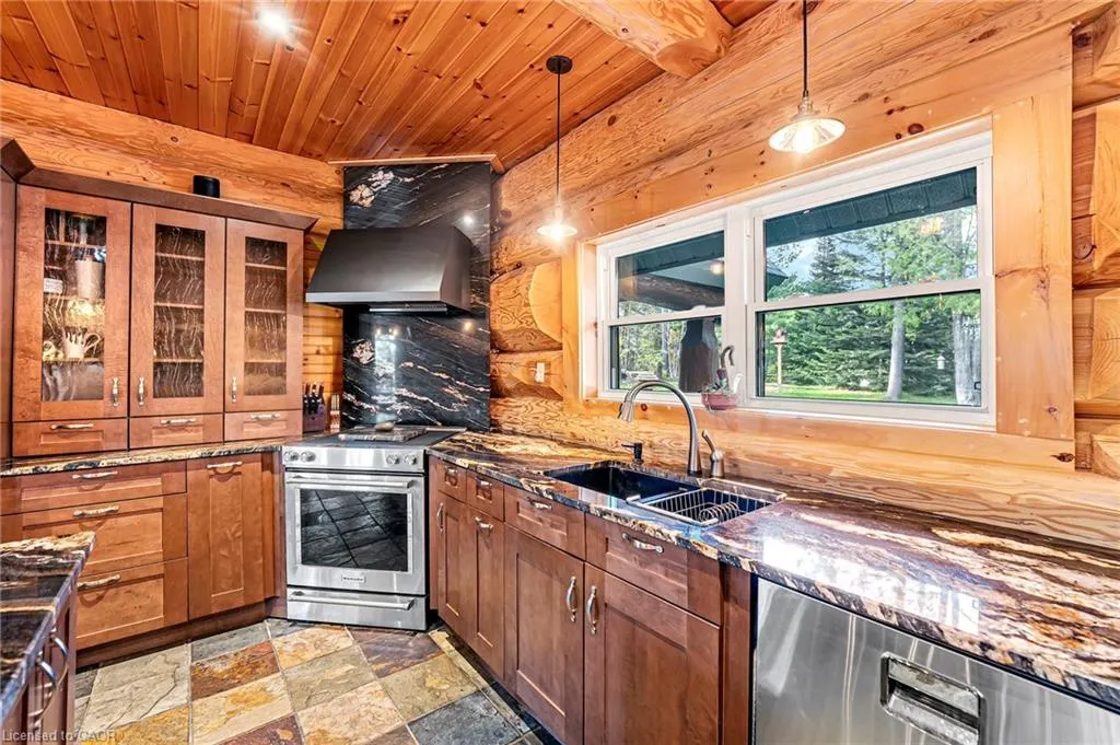 11 Nevis Ridge Drive