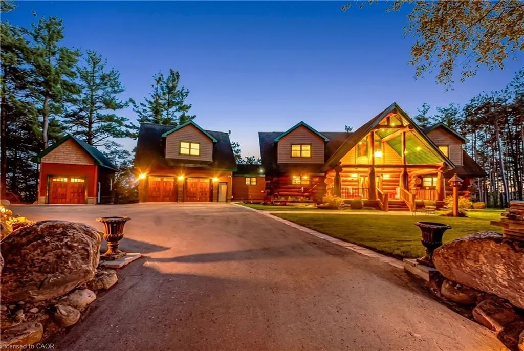 11 Nevis Ridge Drive