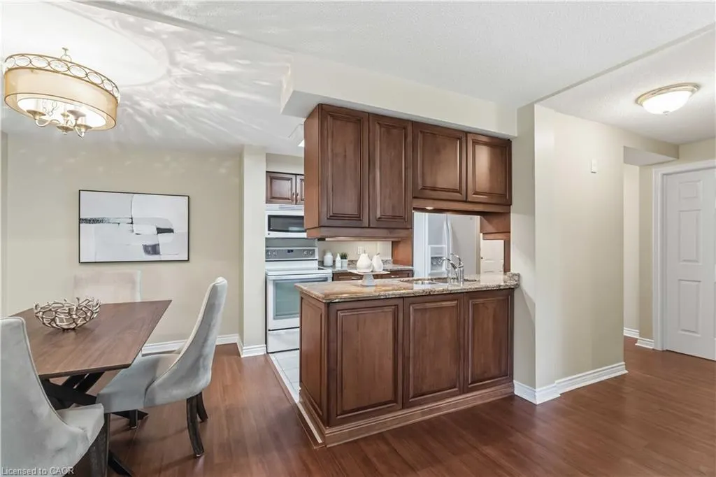 970 Golf Links Road #205