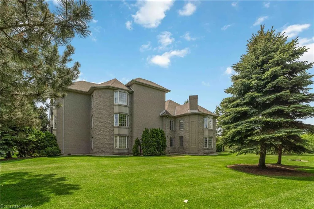 970 Golf Links Road #205