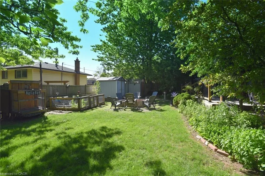 18 Dennis Avenue