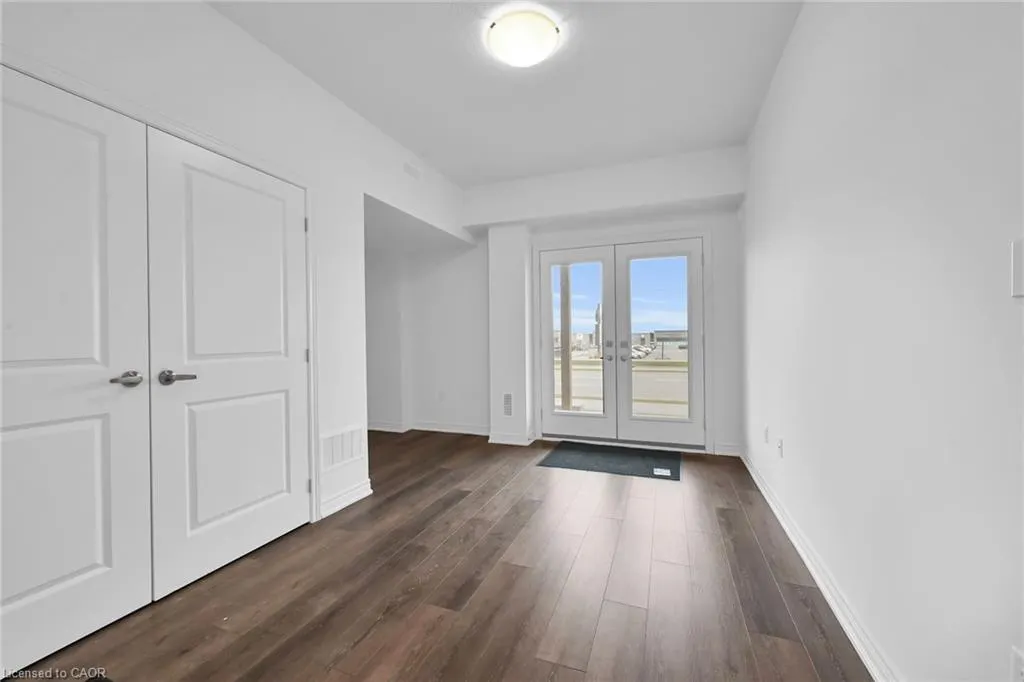 120 Court Drive #35