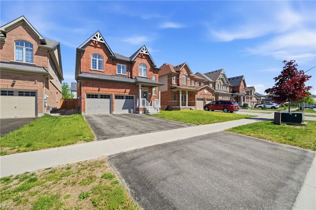 144 Gold Park Glen