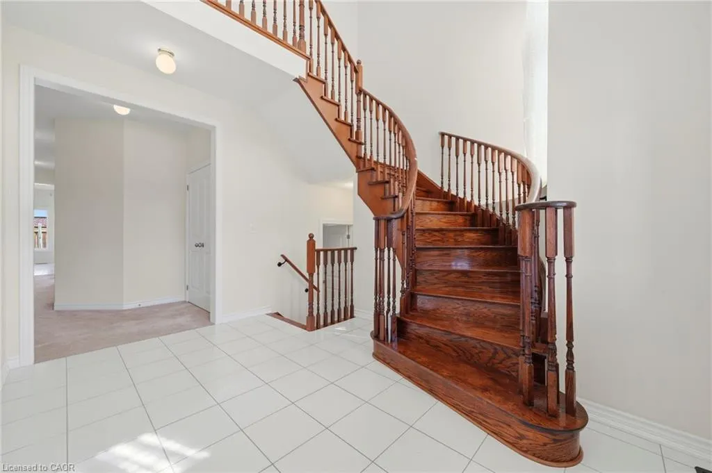 144 Gold Park Glen