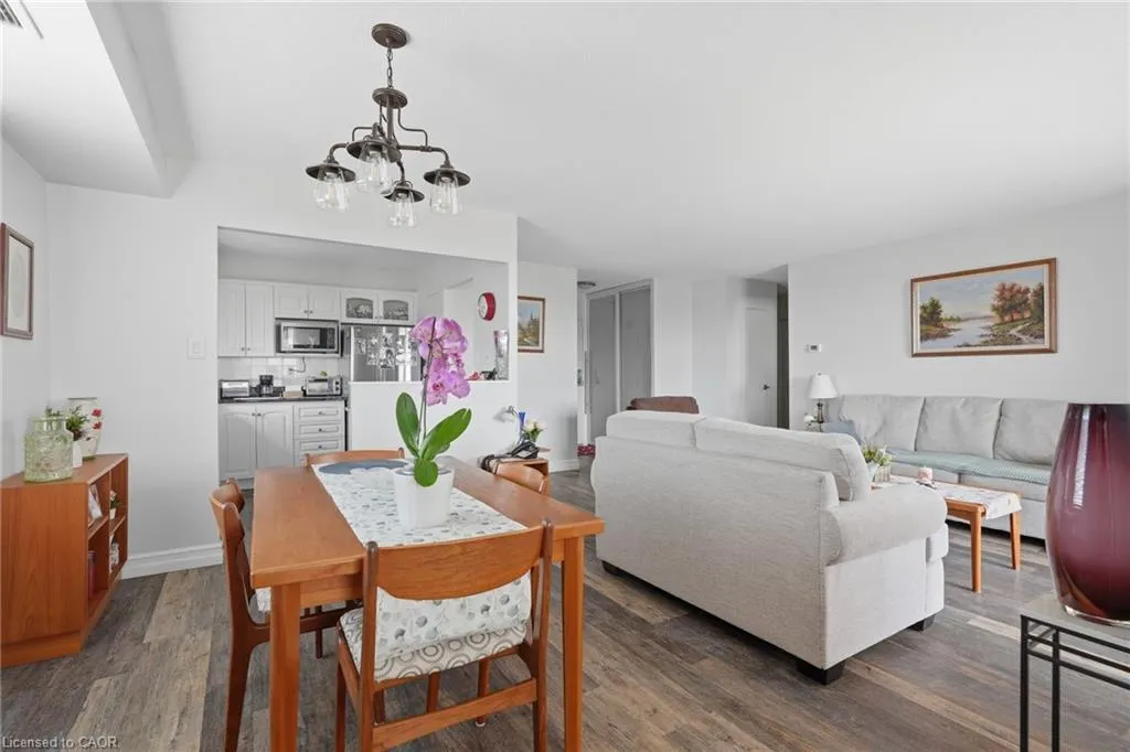301 Frances Avenue #1207