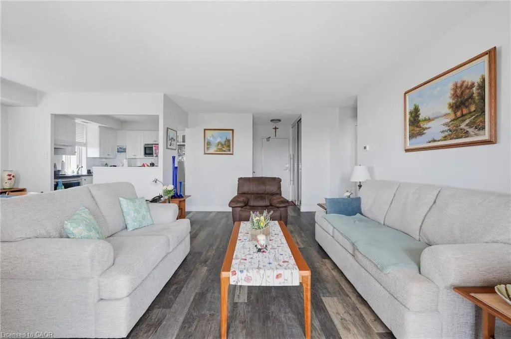 301 Frances Avenue #1207