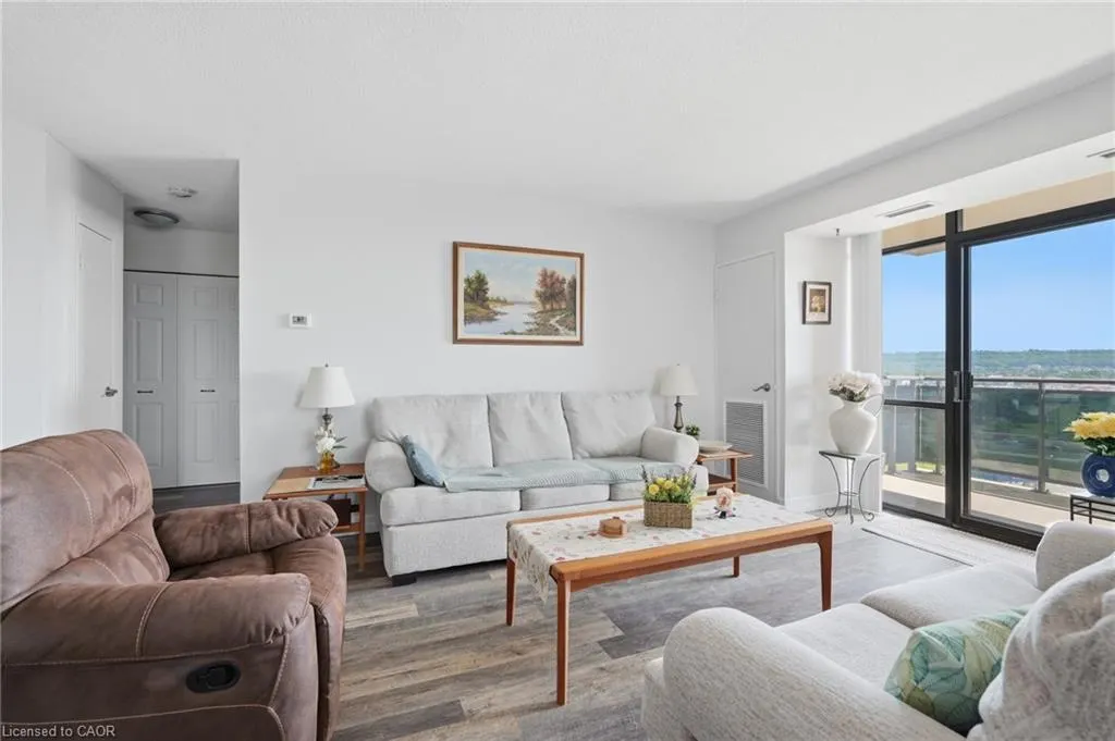 301 Frances Avenue #1207