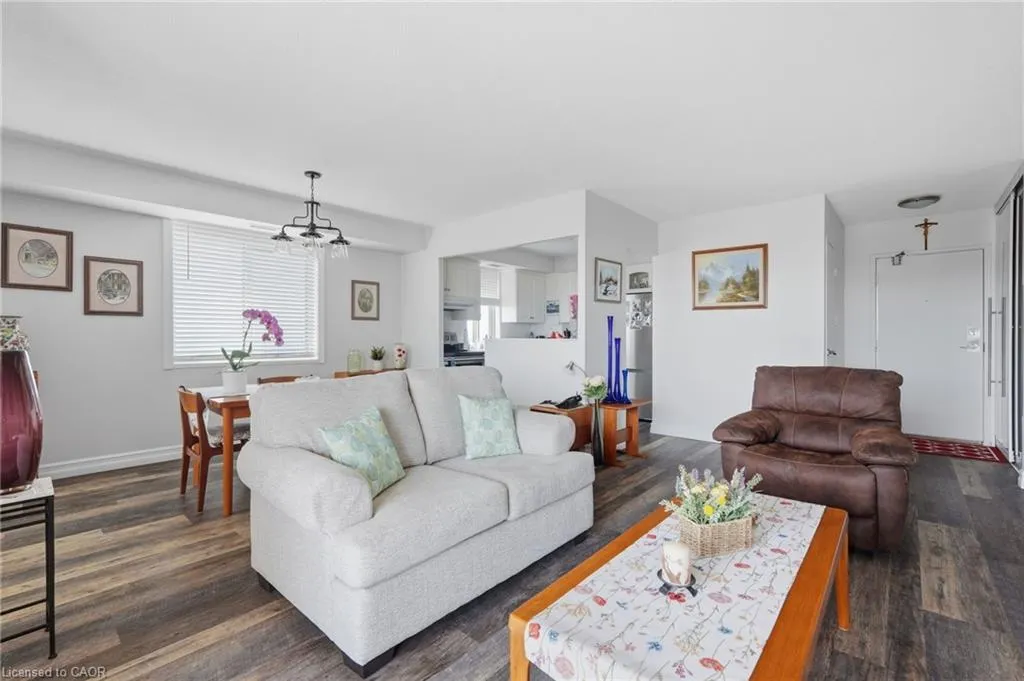 301 Frances Avenue #1207