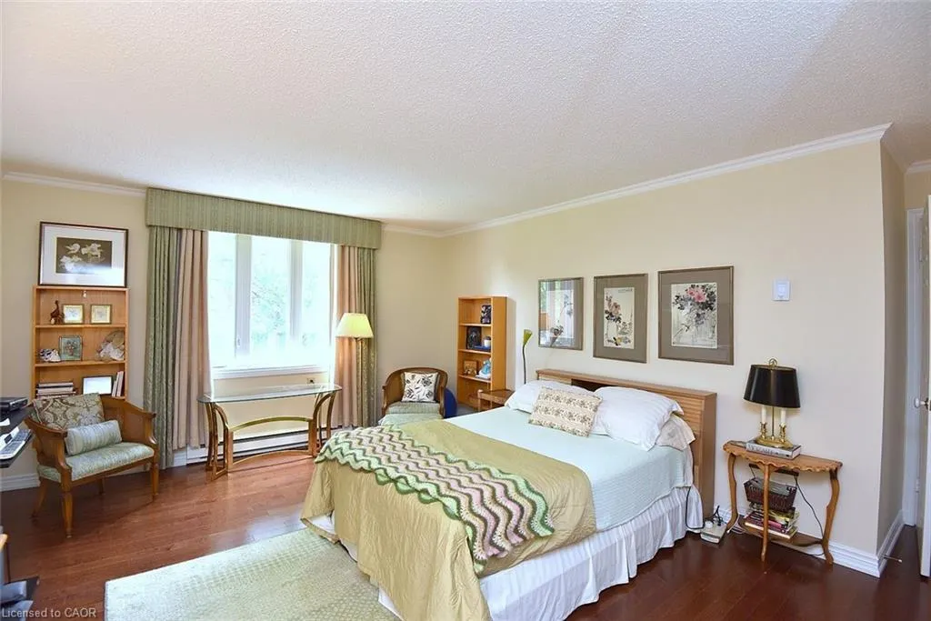 150 Wilson Street W #303