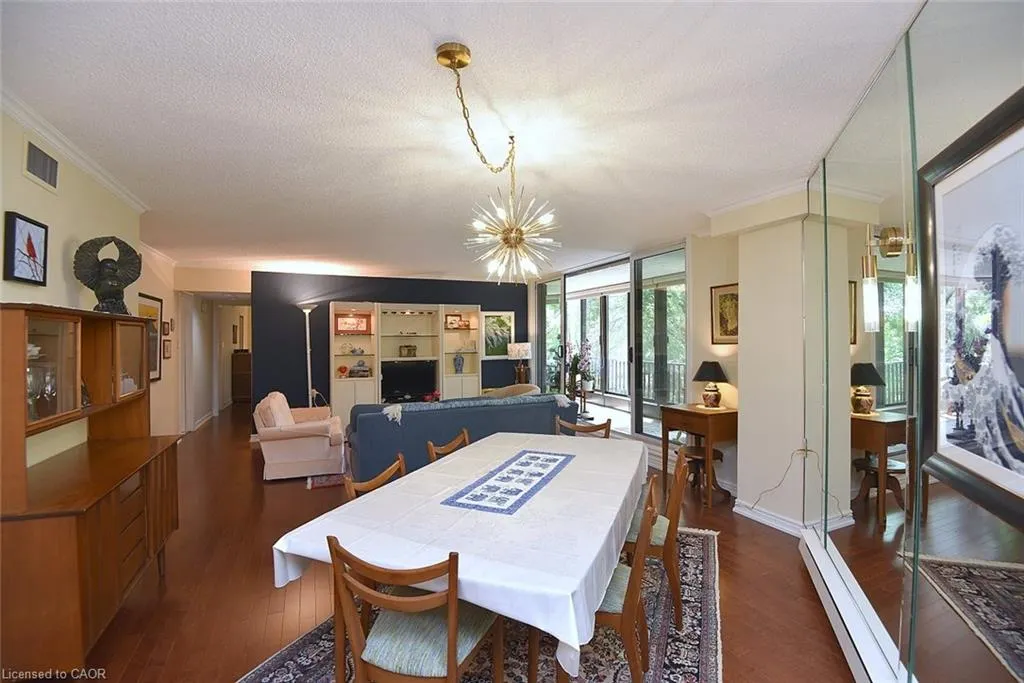 150 Wilson Street W #303