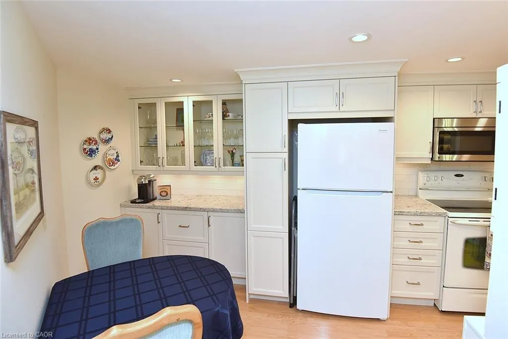 150 Wilson Street W #303