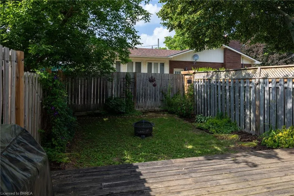 7 Graystone Court