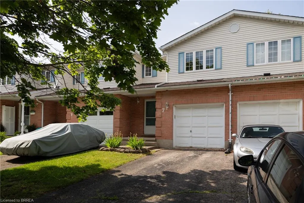 7 Graystone Court