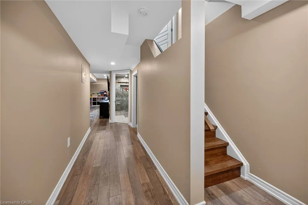 149 Kinsman Drive