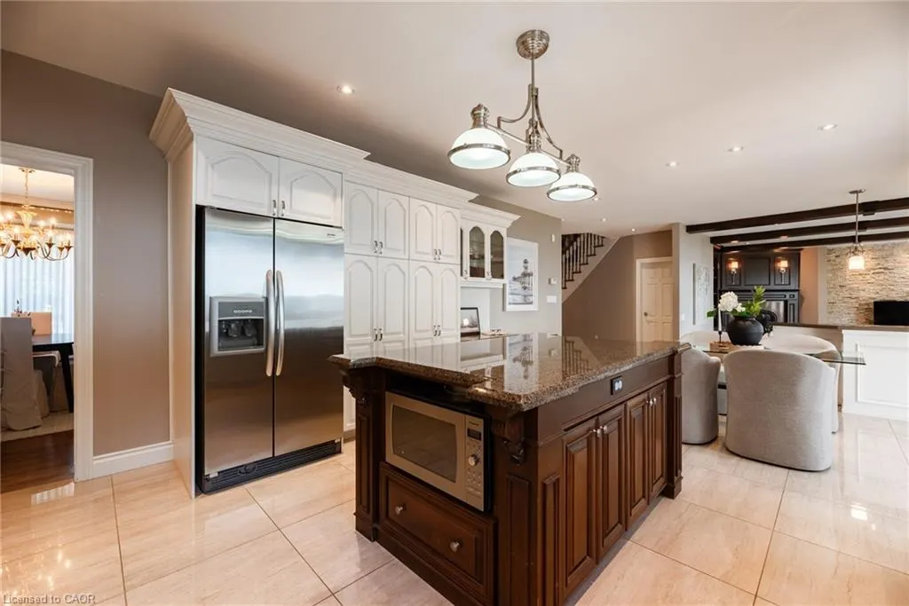 17 Lochside Drive