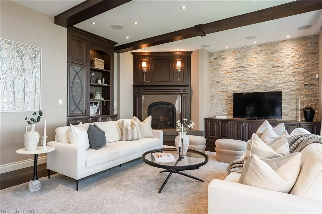 17 Lochside Drive
