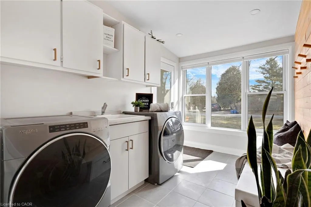 28 Macpherson Crescent