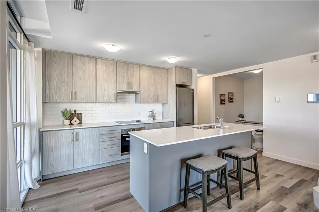 461 Green Road #212