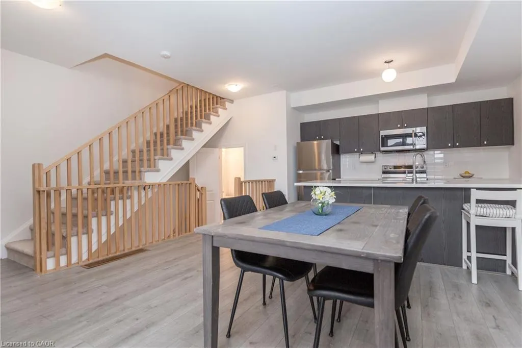 33 Red Maple Lane