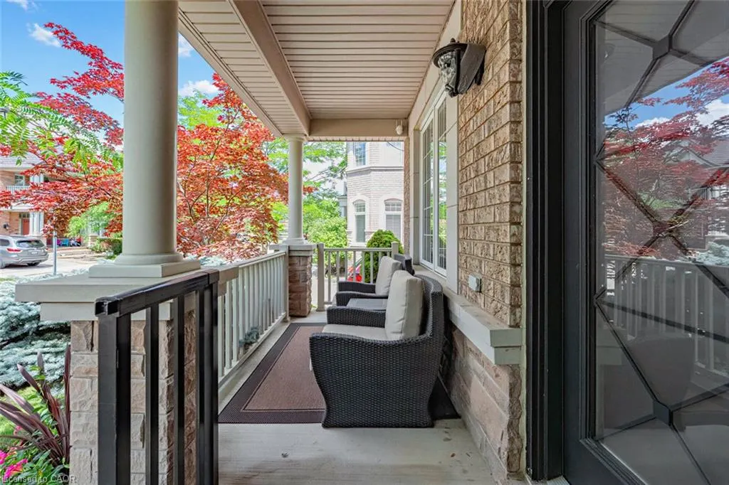 729 Boughton Crescent