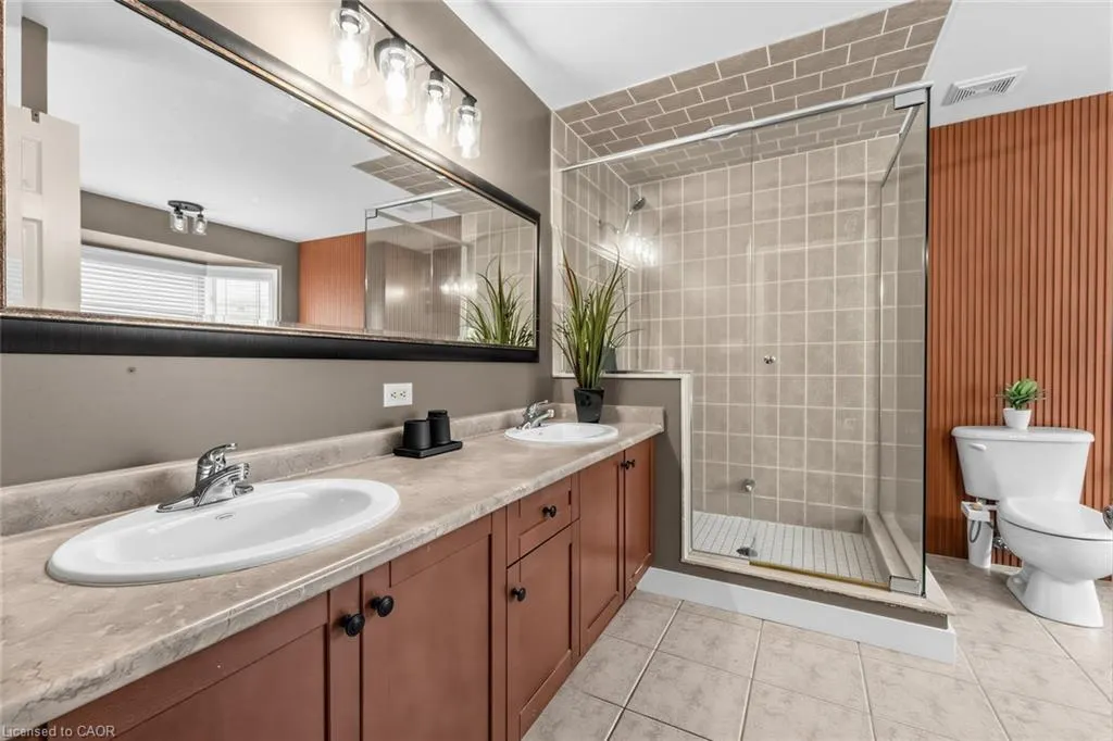 729 Boughton Crescent