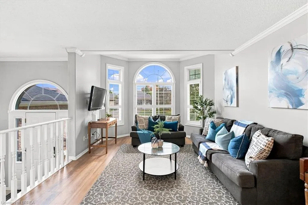 2 Dunton Lane