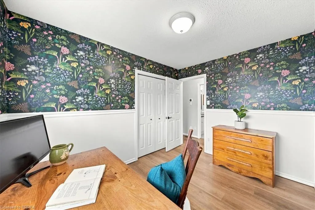 2 Dunton Lane