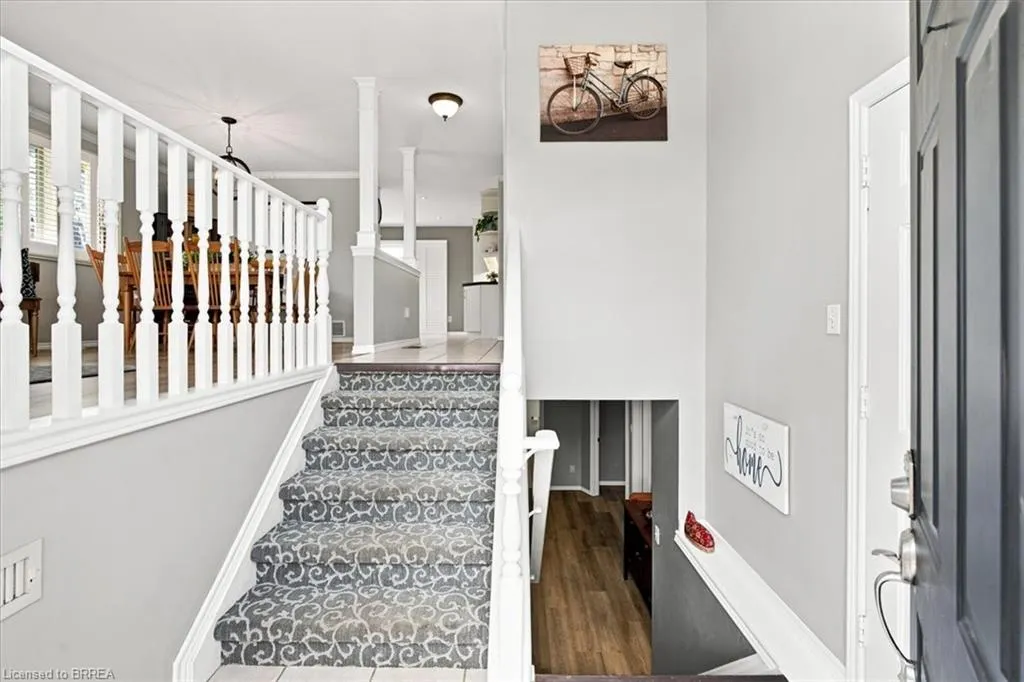 2 Dunton Lane