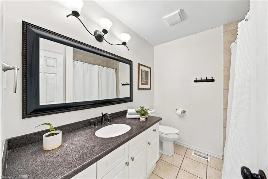2 Dunton Lane