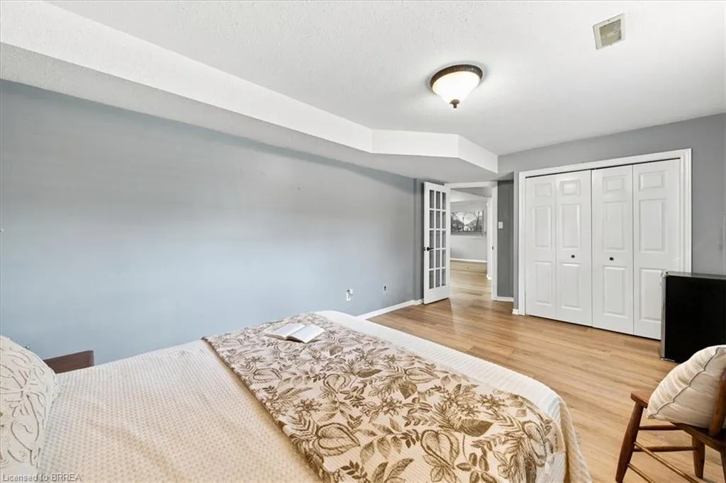 2 Dunton Lane